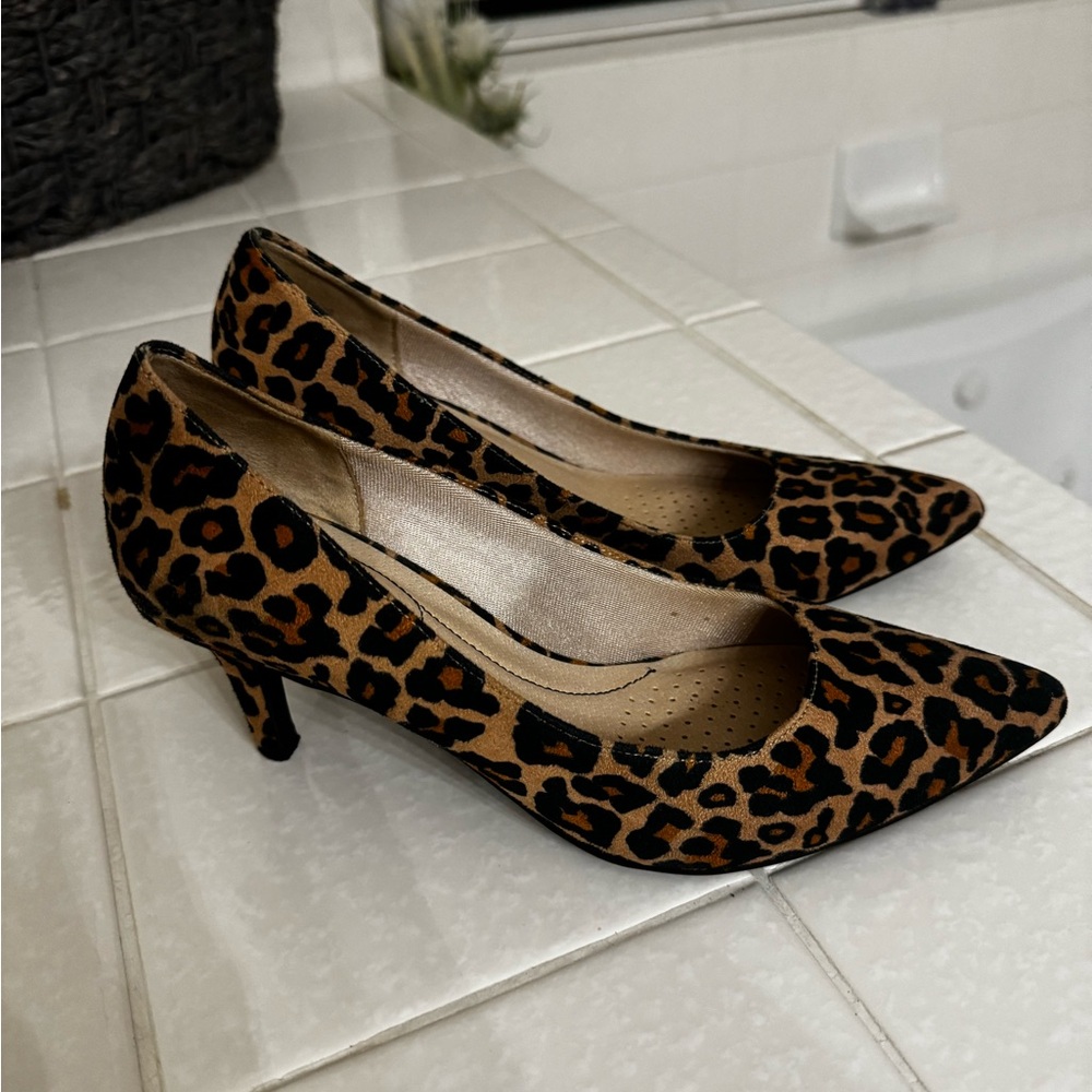 Leopard Print Women's Heels Size 7